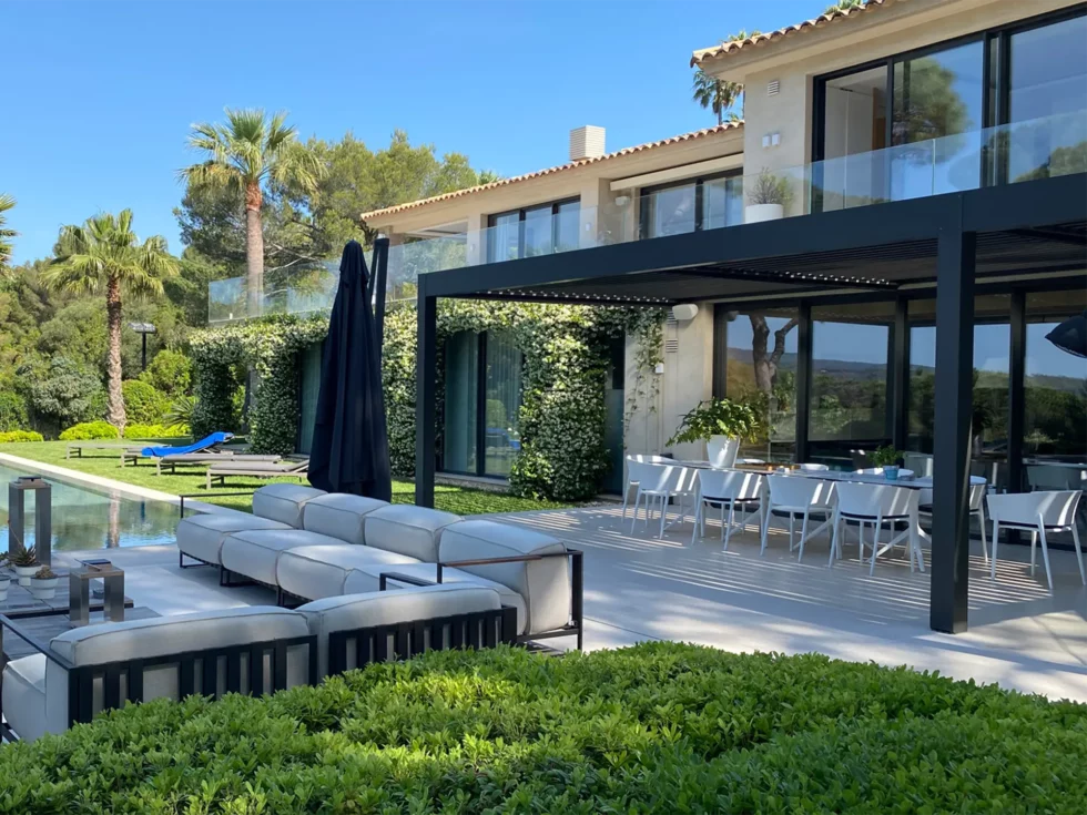 Projet réalisé par MOE 06, expert en maîtrise d’œuvre à Cannes : conception, suivi et pilotage des travaux.